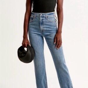 Abercrombie & Fitch The Ankle Straight Ultra High Rise Cuffed Jeans